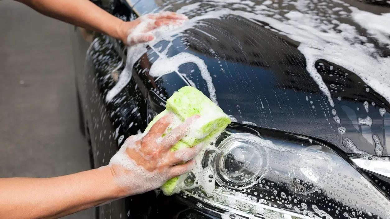 Quick Shine exterior detail